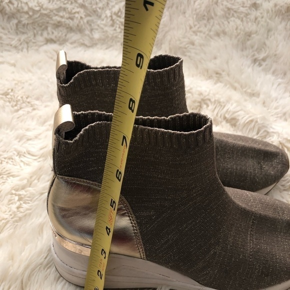 Michael Kors Skyler Boots wedge sneaker pull on size 6 - Picture 7 of 10